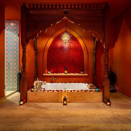 Meses Shiraz Hotel Superior-Adults Only エゲルサローク エクステリア 写真